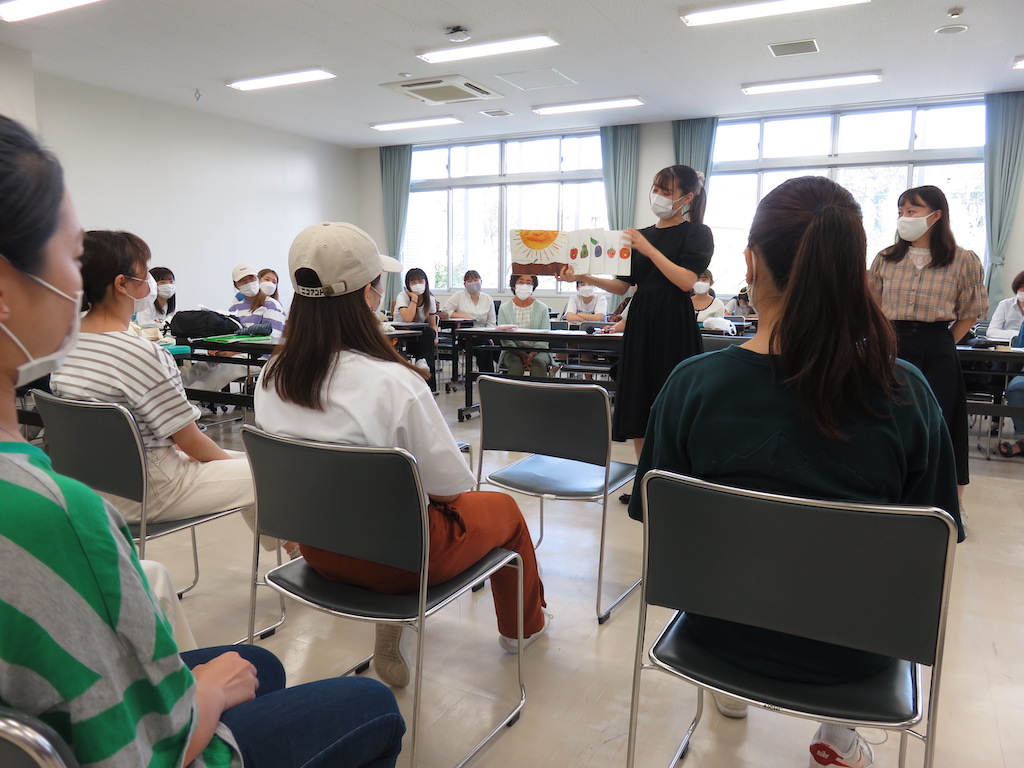 国際教養こども学科 2年生 教育実習指導Ⅰ 模擬保育｜学校法人 桜花学園 桜花学園大学