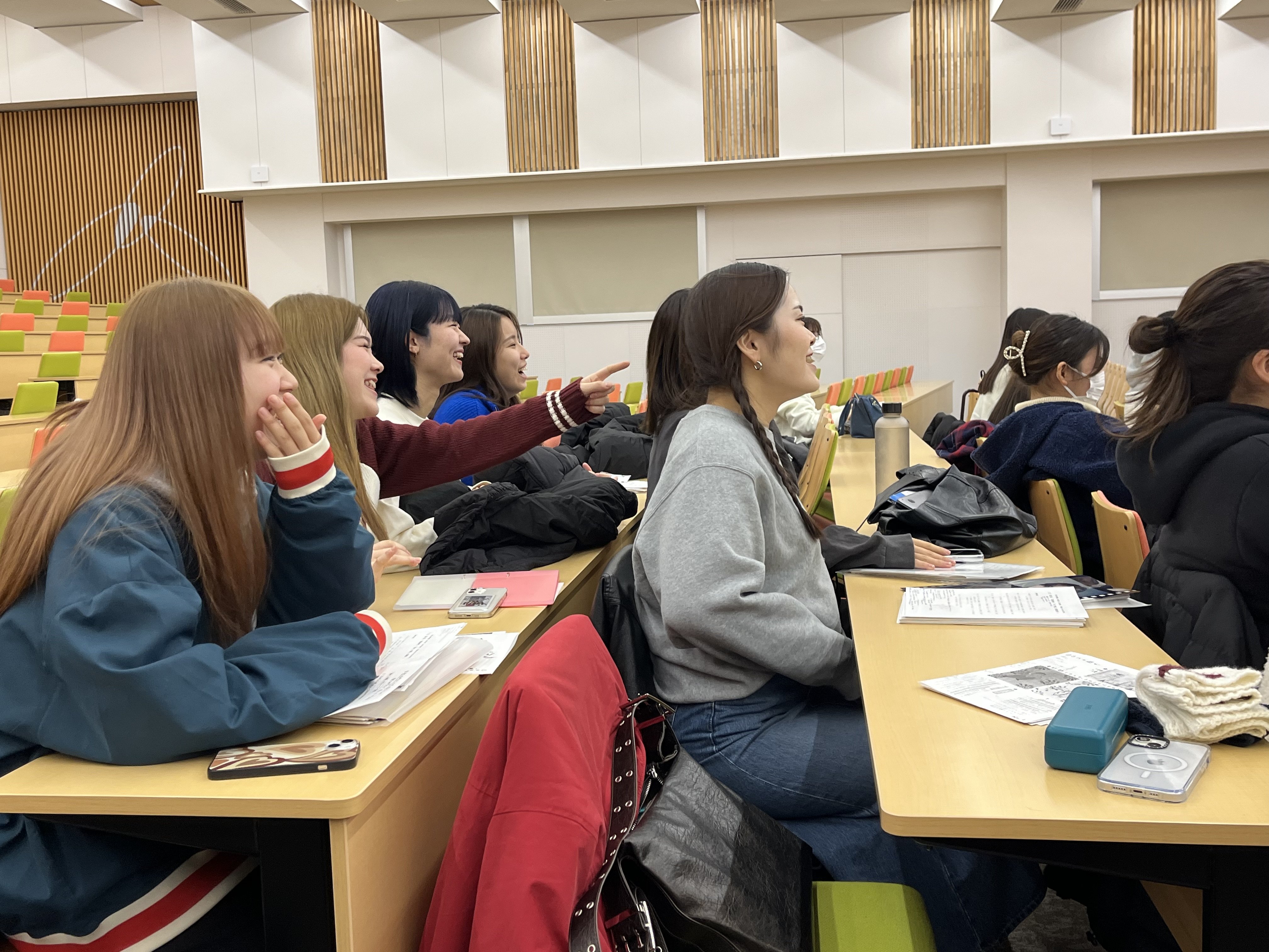①観客の様子.jpg