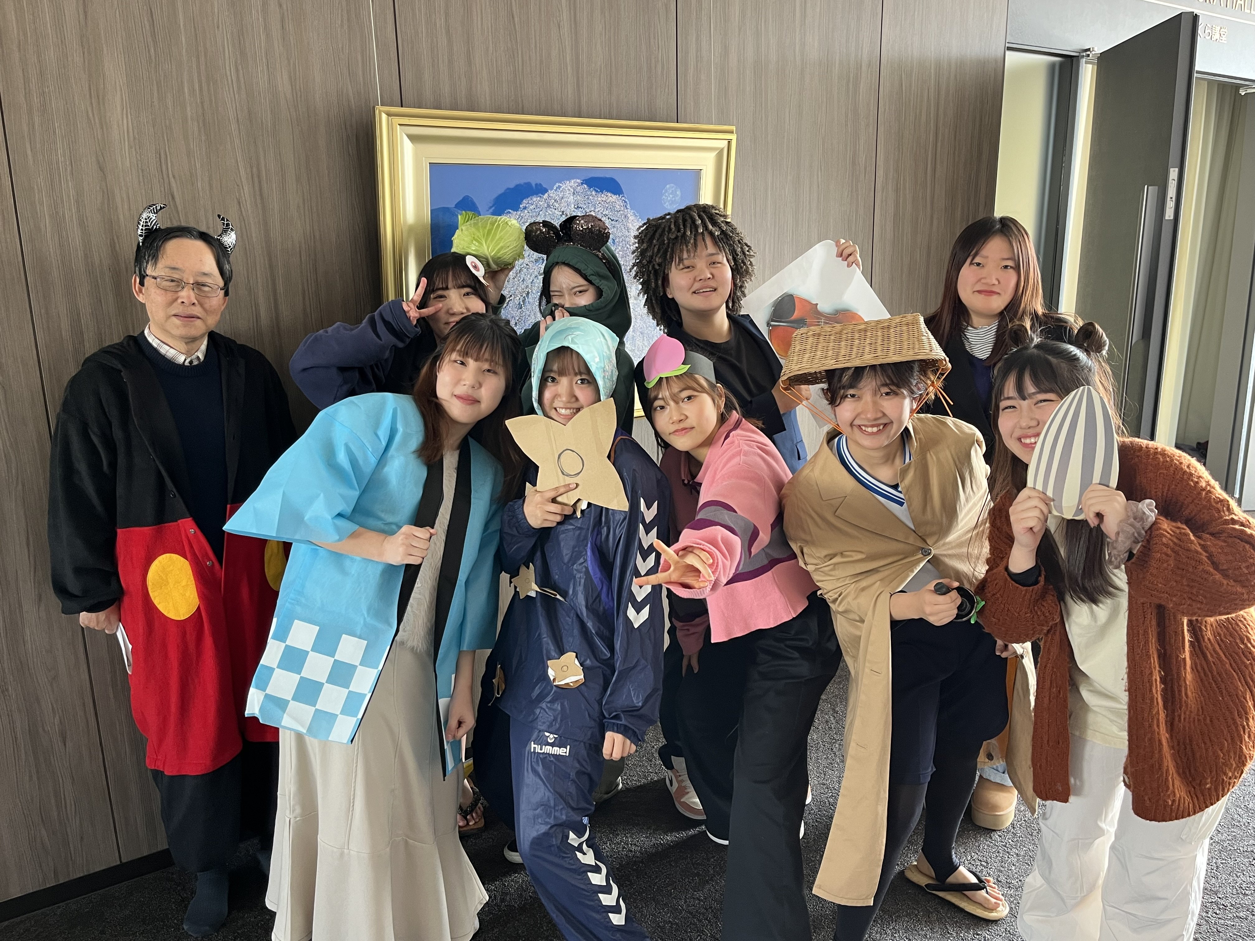 １年ゼミのまとめ「劇発表会」