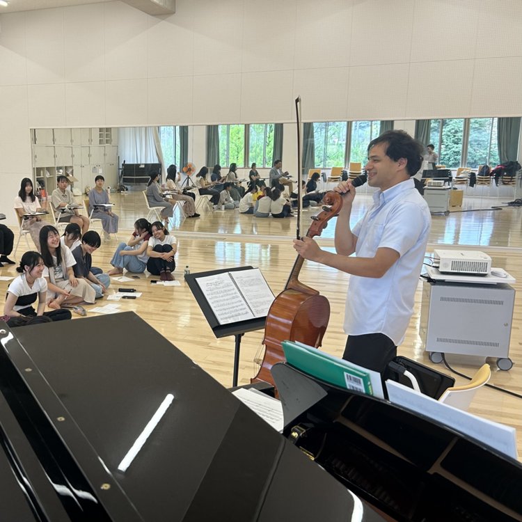 チェロの生演奏に触れました！